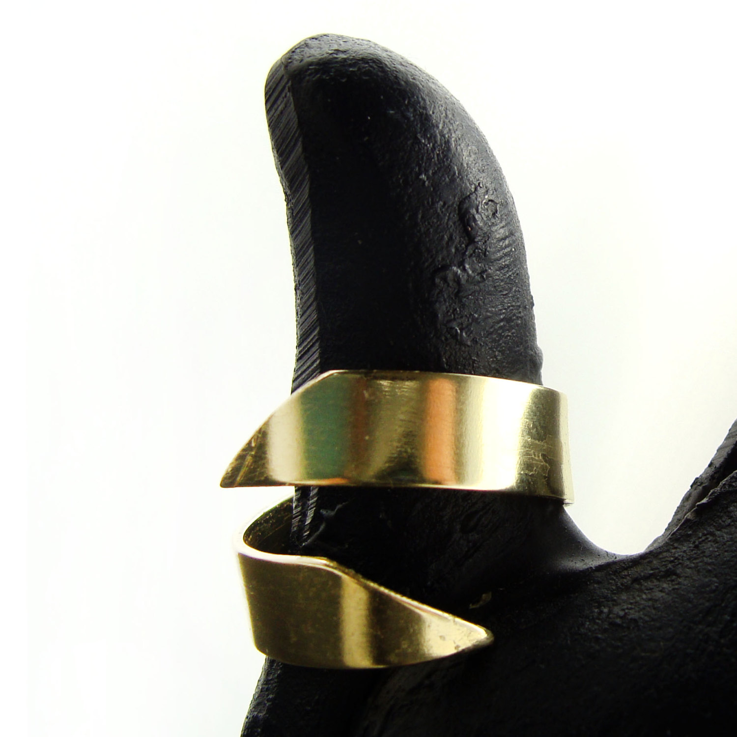 SAC-101: Intro to Unisex Jewelry Fabrication & Metalwork